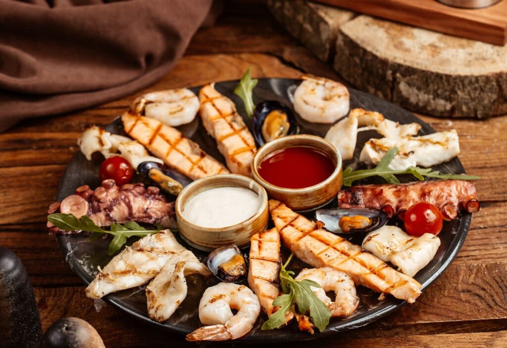 Thumbnail-For-Seafood Platter Dubai Where to Find the Most Generous Platters-By-Sallet Al Sayad